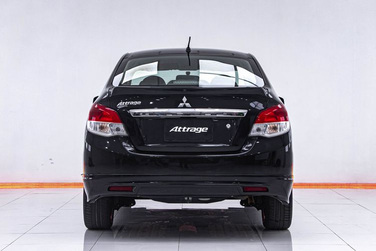 Mitsubishi Attrage 2017 1.2 GLX Sedan เบนซิน เกียร์อัตโนมัติ ดำ รูปที่ 4