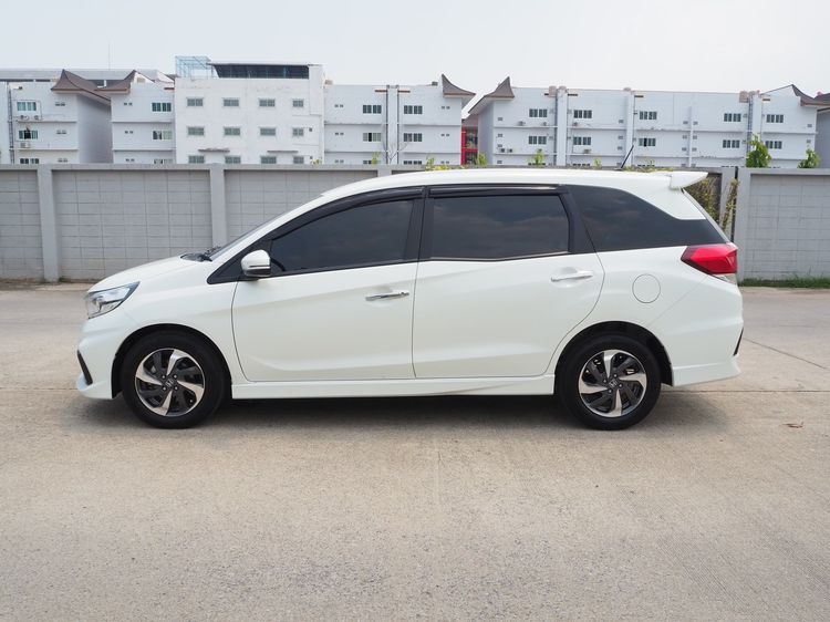 Honda Mobilio 2019 1.5 RS Utility-car เบนซิน ไม่ติดแก๊ส เกียร์อัตโนมัติ ขาว รูปที่ 4