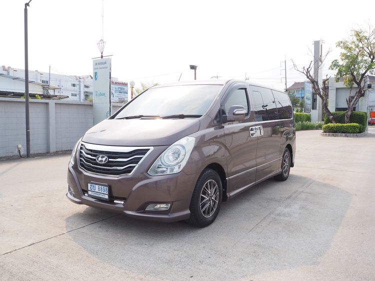 Hyundai H-1  2014 2.5 Deluxe Van ดีเซล ไม่ติดแก๊ส เกียร์อัตโนมัติ น้ำตาล รูปที่ 2
