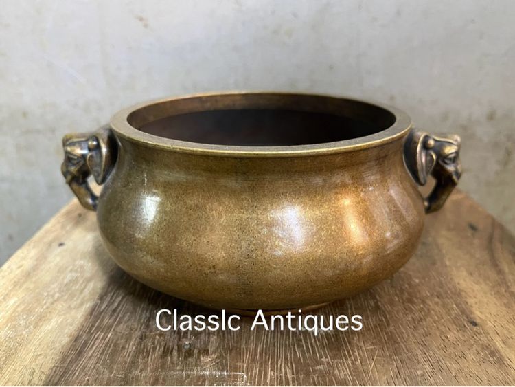 กระถาง หูช้างทองเหลืองสะสมA3 รูปที่ 5