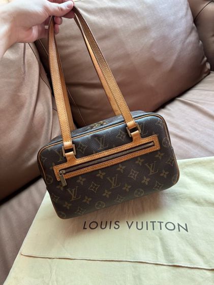 Louis Vuitton หนังแท้ หญิง น้ำตาล LV Cite MM bag