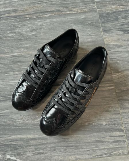 อื่นๆ รองเท้าผ้าใบ หนังแท้ UK 3.5 | EU 36 | US 5 ดำ Louis Vuitton Sneakers