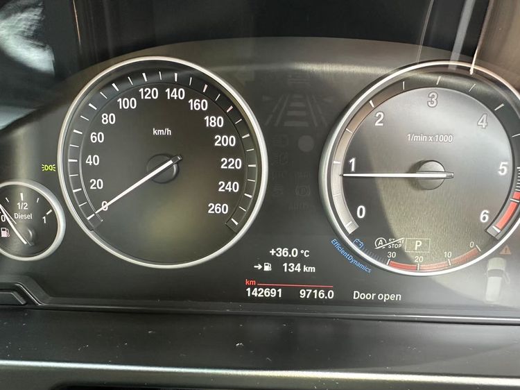 BMW X5 2015 2.0 sDrive25d Utility-car ดีเซล ไม่ติดแก๊ส เกียร์อัตโนมัติ ขาว รูปที่ 2