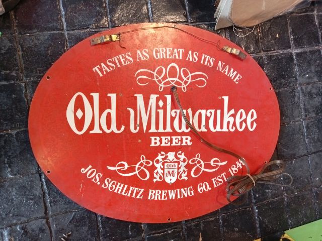 ป้ายไฟ Old Milwaukee Beer งานนอก ขนาด60cm  รูปที่ 7