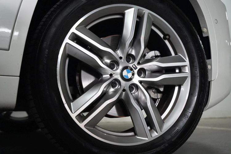BMW X1 2017 2.0 sDrive18d M Sport Utility-car ดีเซล ไม่ติดแก๊ส เกียร์อัตโนมัติ ขาว รูปที่ 3