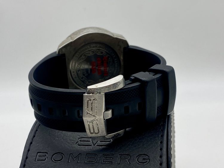 Bomberg Bolt-68 Blue Dial Automatic รูปที่ 8