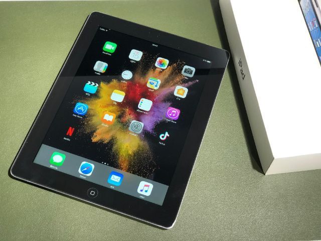 Apple iPad 4 Wi-Fi Cellular 32GB