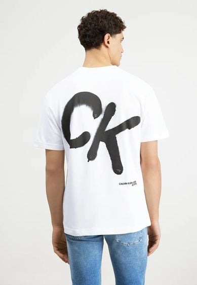 เสื้อทีเชิ้ต ขาว Calvin Klein ของใหม่ ป้ายห้อย size L ขนาดอก 44-45 