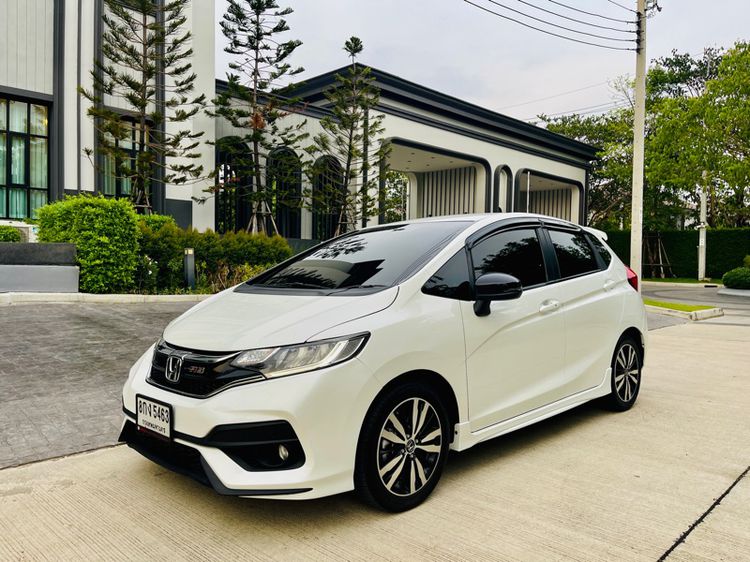 Honda Jazz 2019 1.5 RS i-VTEC Sedan เบนซิน ไม่ติดแก๊ส เกียร์อัตโนมัติ ขาว