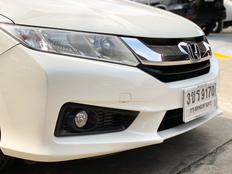 Honda City 2015 1.5 Sv i-VTEC Sedan เบนซิน ไม่ติดแก๊ส เกียร์อัตโนมัติ ขาว รูปที่ 2