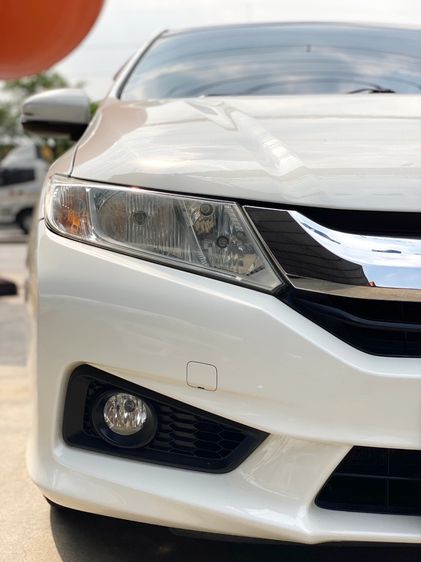 Honda City 2015 1.5 Sv i-VTEC Sedan เบนซิน ไม่ติดแก๊ส เกียร์อัตโนมัติ ขาว รูปที่ 3