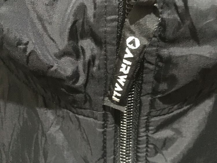 เสื้อแจ็คเก็ตแขนกุด (เสื้อกั๊ก) แบรนด์ AIRWALK สีดำกับสีครีม รูปที่ 8