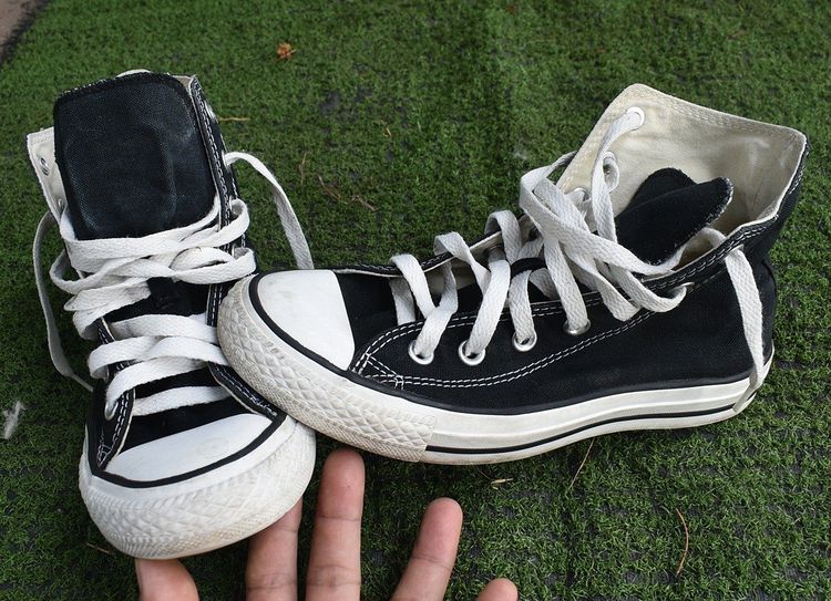 Converse รองเท้าผ้าใบ ผ้าใบ UK 5 | EU 38 | US 6.5 ดำ รองเท้า conversหุ้มข้อ  เบอร์ 5 สภาพ ดี