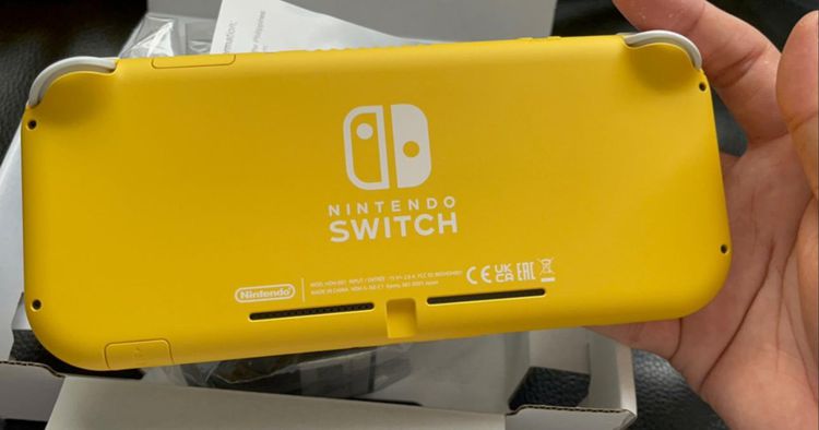 Nintendo switch lite รูปที่ 3