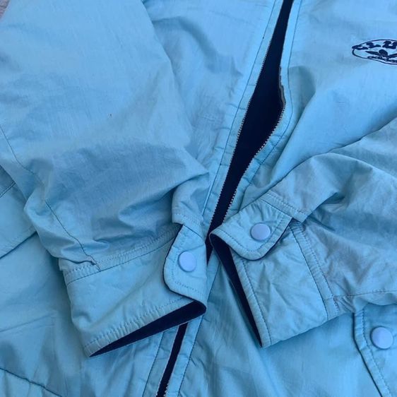 สื้อแจ็คแก็ค Adidas original ใส่ได้ 2 ด้าน แท้ 💯 size วัดจริง ขนาดอก 22.5 ยาว 26 สภาพดีมาก ดีเทลดี ทรงสวย มีซัปใน เนื้อผ้าดีมาก  รูปที่ 2