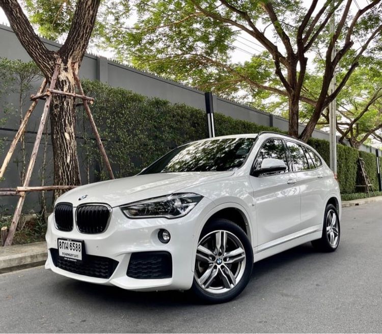BMW X1 2019 2.0 sDrive20d M Sport Utility-car ดีเซล ไม่ติดแก๊ส เกียร์อัตโนมัติ ขาว รูปที่ 1