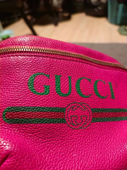 Gucci print small belt bag รูปที่ 15