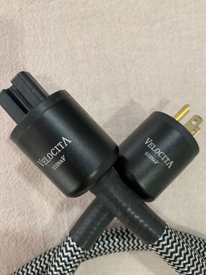 ขายสายไฟ AC เสียงดีเกินราคา สภาพสวย  VELOCITA SIENA V Power cord Cable ความยาว 1.8 เมตร (M) ส่งฟรี รูปที่ 2