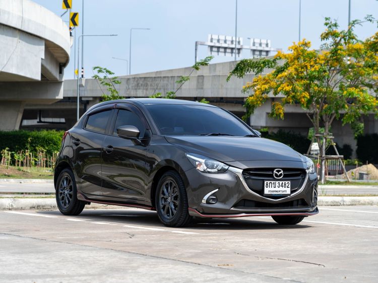 Mazda Mazda 2 2019 1.3 High Connect Sedan เบนซิน ไม่ติดแก๊ส เกียร์อัตโนมัติ ดำ