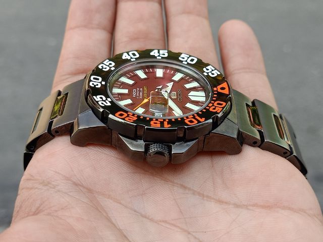 Seiko Mini Monster Burgundy SNZH49 Limited Edition  รูปที่ 6