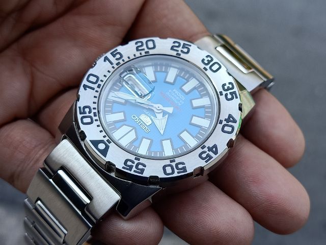 Seiko Mini Monster Blue Limited  รูปที่ 10
