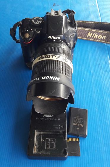 Nikon D5100 +เลนส์ 18-140mm 