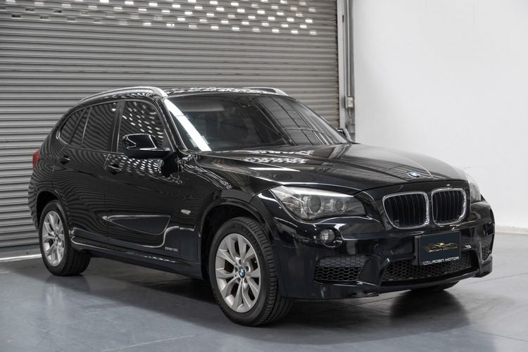 BMW X1 2012 2.0 sDrive18i xLine Utility-car เบนซิน ไม่ติดแก๊ส เกียร์อัตโนมัติ ดำ รูปที่ 3