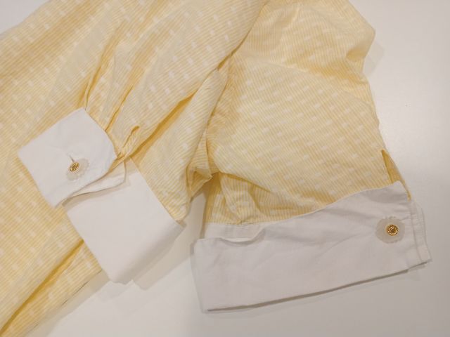 Vintage Blouse (Lemona International)เสื้อเบล้าส์ลายทางเหลือง ขาว มีวงกลมสีขาว  แขนพอง กระดุมสวยมาก กระดุมหลัง ด้านหน้ามีผ้าผูกโบว์ สภาพดี รูปที่ 9