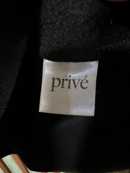 เสื้อฮู้ด แบรนด์ Privé ที่มีหนุ่มพยอน แบคฮยอน Byun Baekhyun จากวง EXO เป็นผู้ร่วมออกแบบ จนเกิดเป็น Privé by BBH ขึ้นมา ของแท้  สีดำ รูปที่ 4