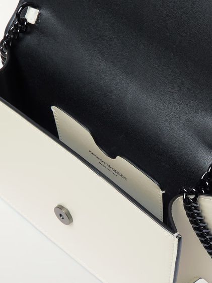 Alexander McQueen small leather shoulder bag รูปที่ 4