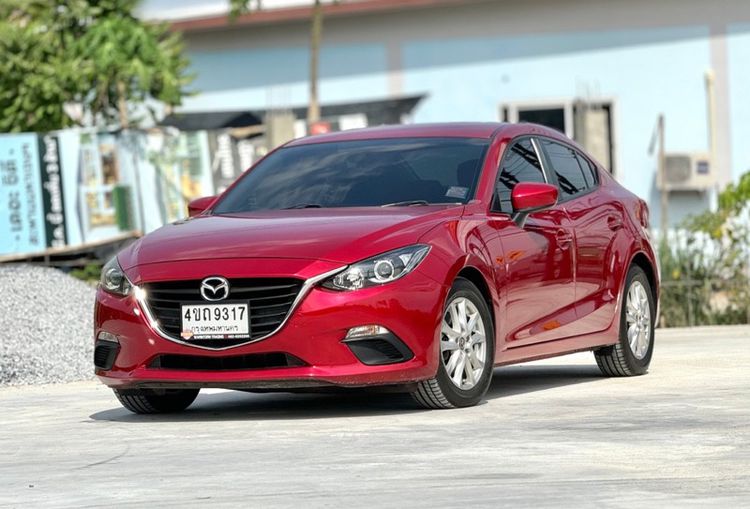 Mazda Mazda3 2014 2.0 E Sedan เบนซิน ไม่ติดแก๊ส เกียร์อัตโนมัติ แดง