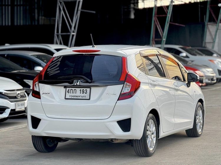 Honda Jazz 2014 1.5 S i-VTEC Sedan เบนซิน ไม่ติดแก๊ส เกียร์อัตโนมัติ ขาว รูปที่ 4