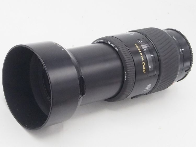 เลนส์ซูม Konica Minolta MINOLTA APO 100-300 หรือจะแปลง ADAPTOR ใส่กล้องตระกูล A หรือ NEX ได้หมด