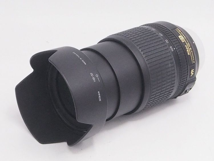 กล้อง DSLR ไม่กันน้ำ NIKON AF-S 18-105 MM VR มีกันสั่น ที่ 105 มม นำไปถ่ายภาพแนยหน้าชัดหลังเบลอได้ดี เลนส์สวยตัวหนังสือสีทองไม่ลอก ยางซูมแน่น