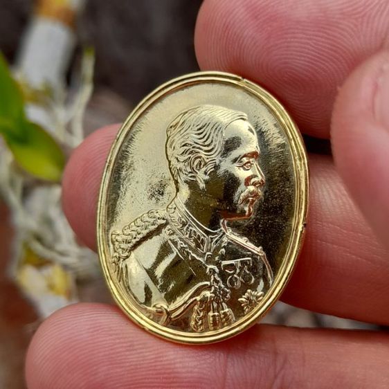 เหรียญกะไหล่ทอง รัชกาลที่ 5 ฉลอง 350 ปี วัดพระพุทธบาทสระบุรี ปี พ.ศ. 2517 รูปที่ 5