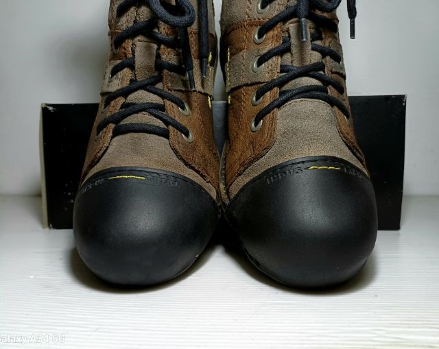 🥾 YCNY YELLOW CAB NEW YORK Boots 43EU(28.0cm) Original Made in Portugal ของแท้ มือ 2 สภาพใกล้เคียงของใหม่, รองเท้าบูท YELLOW CAB งดงามมาก รูปที่ 6