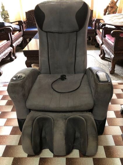 เก้าอี้นวดไฟฟ้า(ใช้งานไม่ได้ เนื่องจากแผงวงจรเสีย)