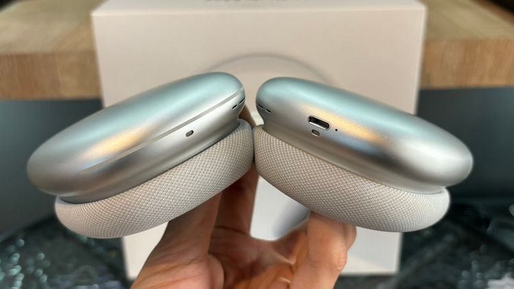 AirPods Max Silver with White Headband รูปที่ 12