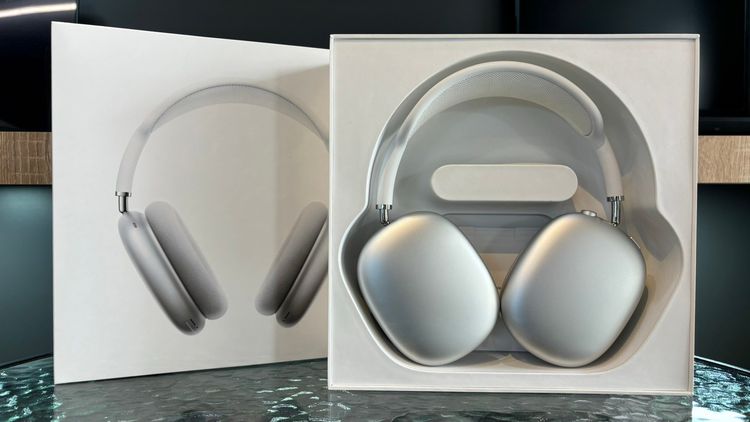 AirPods Max Silver with White Headband รูปที่ 2