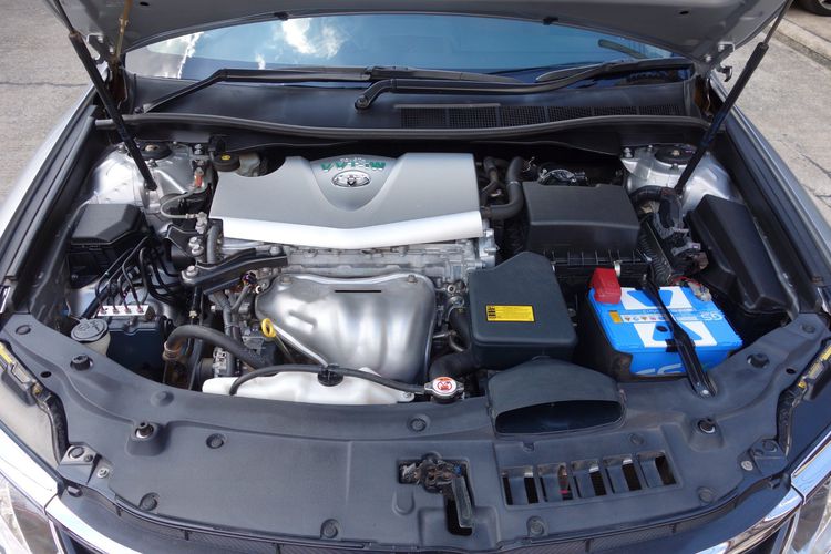 Toyota Camry 2018 2.0 G Sedan เบนซิน ไม่ติดแก๊ส เกียร์อัตโนมัติ เทา รูปที่ 2
