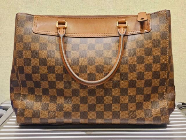 กระเป๋าสะพายหลุยซ์ Louis Vuitton รุ่น Greenwich Damier สภาพใหม่เอี่ยม รูปที่ 1