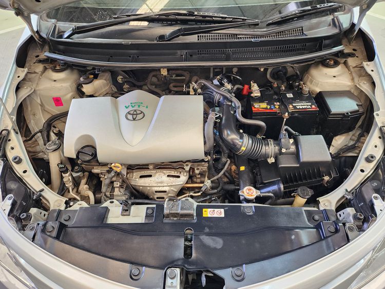 Toyota Vios 2018 1.5 E Sedan เบนซิน เกียร์อัตโนมัติ บรอนซ์เงิน รูปที่ 3