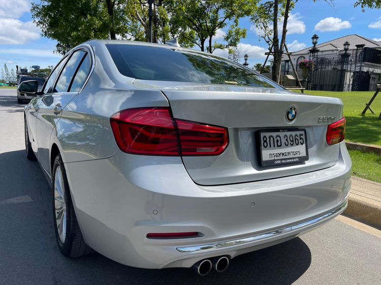 BMW Series 3 2019 320d Sedan ดีเซล ไม่ติดแก๊ส เกียร์อัตโนมัติ ขาว รูปที่ 4