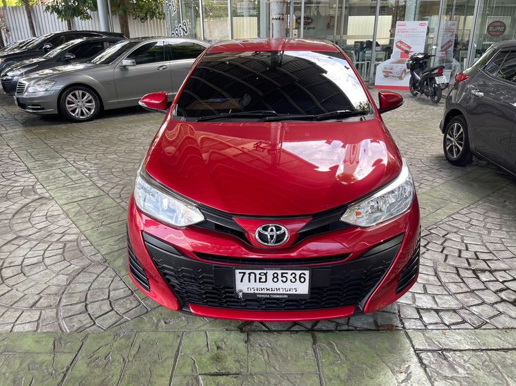 Toyota Yaris 2018 1.2 E Sedan เบนซิน ไม่ติดแก๊ส เกียร์อัตโนมัติ แดง รูปที่ 3