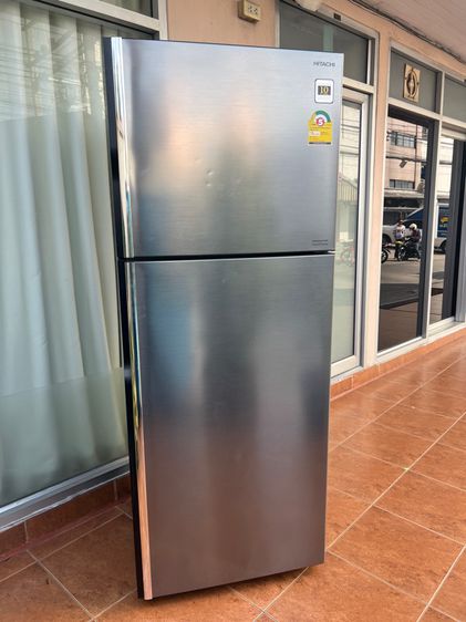 ตู้เย็น 2 ประตู ตู้เย็น Hitachi 15Qใช้งานปกติทุกอย่างพิกัดลาดพร้าว