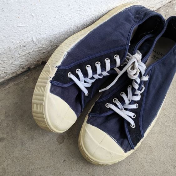 Spalwart Low Navy blue Sneaker.
Made in Slovakia
 รูปที่ 2