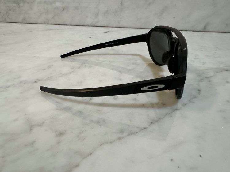 แว่นตากันแดด Oakley เลนส์ Prizm Black Polarized รูปที่ 4