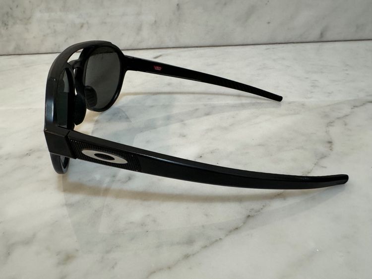แว่นตากันแดด Oakley เลนส์ Prizm Black Polarized รูปที่ 2