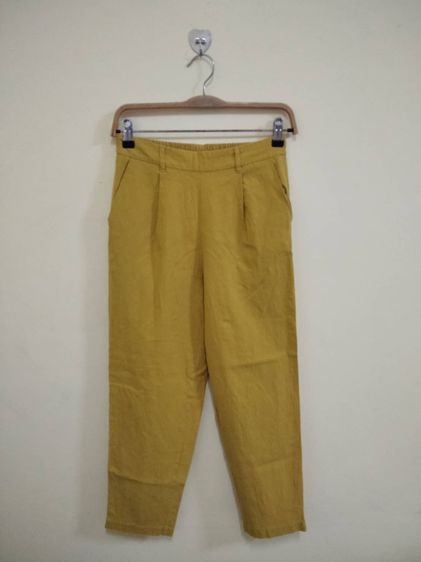 กางเกงยาว GU เหลือง  รอบอก 42 ยาว 25  สภาพดีไม่มีขาด  สนใจสอบถามได้ค้า