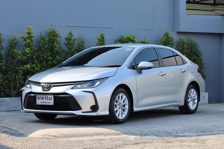 Toyota Altis 2019 1.6 G Sedan เบนซิน ไม่ติดแก๊ส เกียร์อัตโนมัติ บรอนซ์เงิน รูปที่ 3